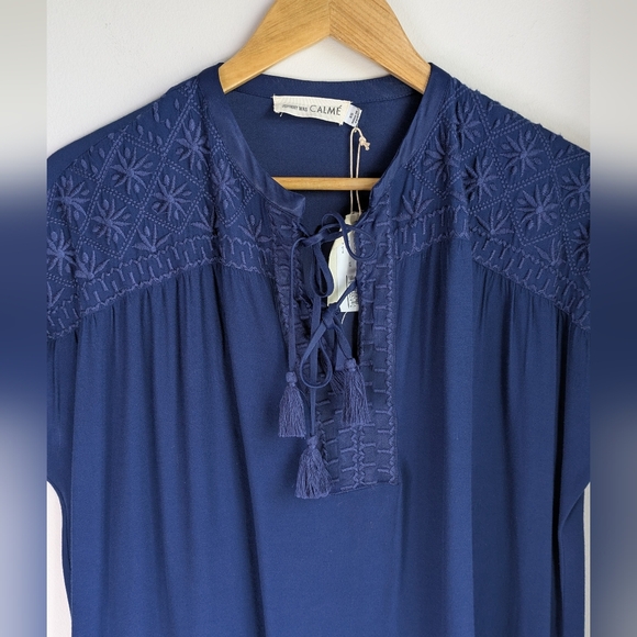 Johnny Was Calmé NWT Blue Knit Embroidered Top Double Tassel Front Size XS - Picture 2 of 8